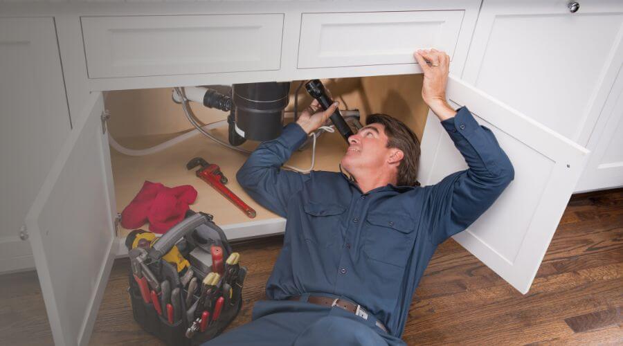 Professional septic pumping service in Manito, IL